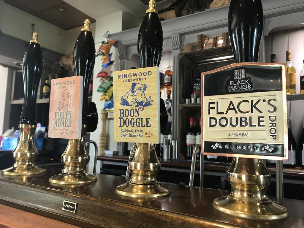 The Mortimer Arms (Adults Only) Romsey Ngoại thất bức ảnh